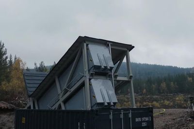 Tên lửa chống hạm NSM tung đòn tấn công bí mật nhờ bệ phóng container