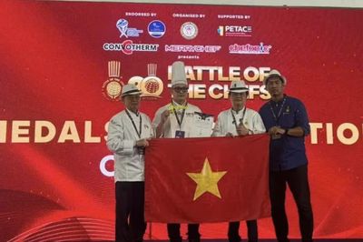 Đội tuyển Đầu bếp Hà Nội giành huy chương vàng tại cuộc thi ẩm thực quốc tế