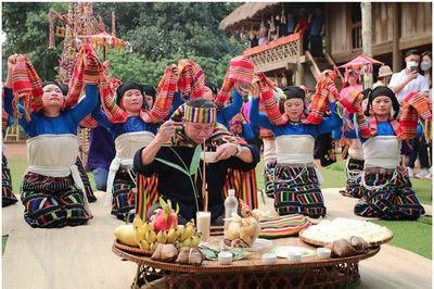 Khám phá lễ hội đón thần linh từ Mường Trời của người Thái đen