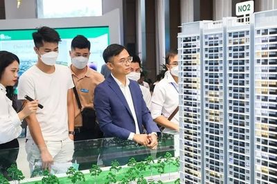Hết thời hạn ưu đãi, người mua nhà đau đầu vì lãi suất thả nổi tăng