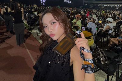 Phương Mỹ Chi trốn ê-kíp đi concert BIGBANG
