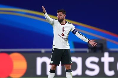 Phòng thay đồ Man Utd khiến các ứng viên HLV e ngại sau phát ngôn của Fernandes và Martinez
