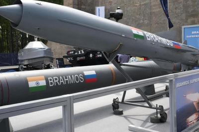 Nga và Ấn Độ thúc đẩy nâng cấp tên lửa hành trình BrahMos