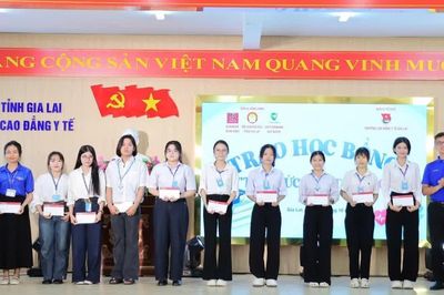 Sôi nổi Ngày hội chào tân sinh viên Trường Cao đẳng Y tế Gia Lai