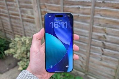 iPhone Air tụt giá 12 triệu đồng sau một năm: Phân tích kỹ thuật đằng sau thiết kế siêu mỏng