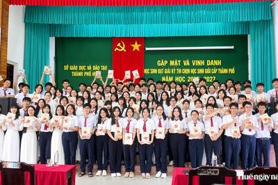 Hơn 1.300 học sinh đoạt giải kỳ thi học sinh giỏi THPT cấp thành phố