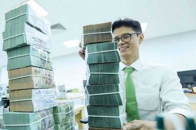 "Đánh thức" dòng vốn nội cho thị trường chứng khoán