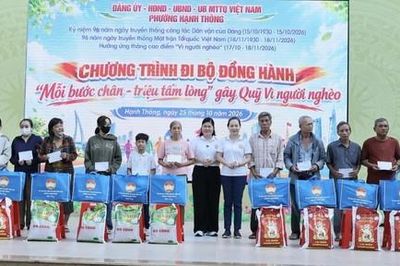 Phường Hạnh Thông vận động được hơn 719 triệu đồng chăm lo cho người nghèo