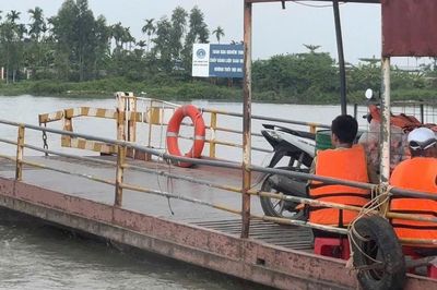 Hải Phòng: Xử lý bến khách hoạt động 'chui' trên sông Cấm