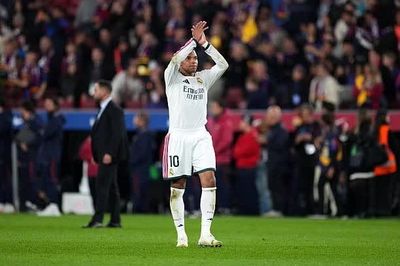 Mbappe gọi, Yamal không trả lời: Barca chấm dứt chuỗi trận bất bại