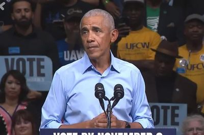 Ông Obama vận động bầu cử tại 2 bang chiến địa, kêu gọi cử tri ủng hộ các ứng viên đảng Dân chủ