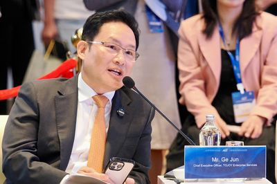 Doanh nghiệp Trung Quốc tính đưa 300 robot xây dựng vào Việt Nam