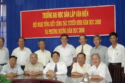 Dù đi xa, di sản học thuật và tấm lòng thầy Nguyễn Lộc mãi ở lại!