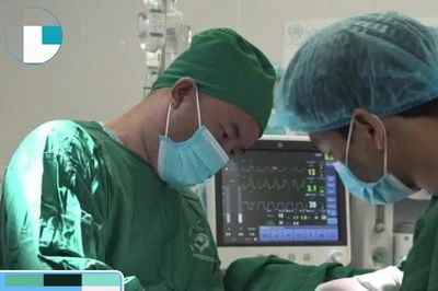 Tưởng va chạm thông thường, bé trai 12 tuổi phải mổ cấp cứu vì thủng ruột non