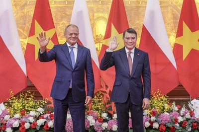 Thủ tướng Chính phủ Lê Minh Hưng chủ trì lễ đón chính thức Thủ tướng Ba Lan Donald Tusk
