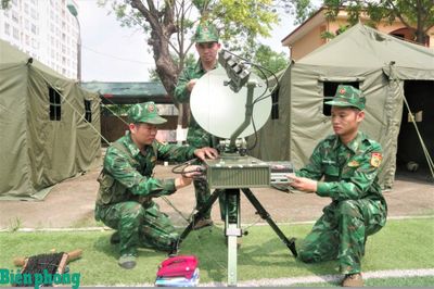 Phát huy phong trào thi đua, bảo đảm thông tin liên lạc thông suốt