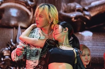 45.000 người ở Mỹ Đình vỡ òa với Big Bang