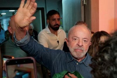 Lội ngược dòng thành công, Tổng thống Brazil Lula da Silva tái đắc cử