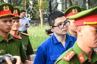 Hôm nay, xét xử trực tuyến Shark Bình và Phó Đức Nam tại 3 điểm cầu