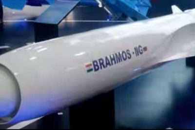 Tên lửa BrahMos 'lột xác' với tầm bắn tăng gấp 5 lần nguyên bản, tốc độ siêu vượt âm