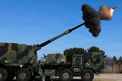 Pháo XM1776 MTC Mỹ khiến 'kẻ thù không biết đâu mà tìm' nhờ 'shoot-and-scoot'