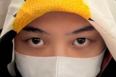 G-Dragon vừa 'xả kho' ảnh concert Việt Nam, loạt biểu cảm lập tức gây sốt