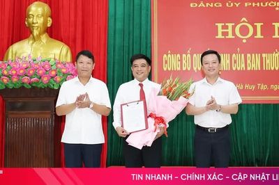 Đồng chí Phạm Văn Đức giữ chức Phó Bí thư Thường trực Đảng ủy phường Hà Huy Tập