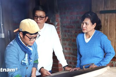 'Kiên nông dân' từ phố cổ Hà Nội lên núi 'giữ lửa' nghề trà cổ