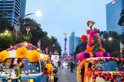 Mexico: Độc đáo Lễ diễu hành Catrinas