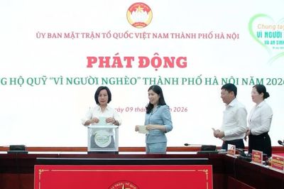 Hà Nội tiếp nhận khoảng 74 tỷ đồng ủng hộ Quỹ 'Vì người nghèo' năm 2026