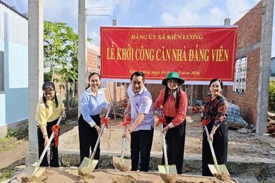 Ấm áp căn nhà đảng viên