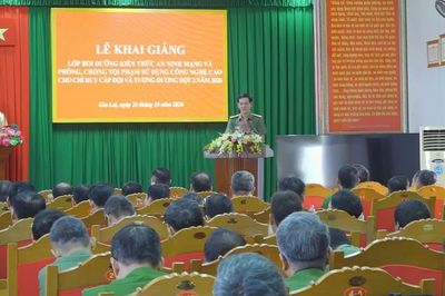 Bồi dưỡng kiến thức an ninh mạng và phòng, chống tội phạm sử dụng công nghệ cao