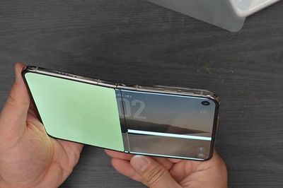 Mổ xẻ cụm bản lề iPhone Duo: Đâu là nguyên nhân khiến màn hình gập của Apple dễ nứt hỏng?
