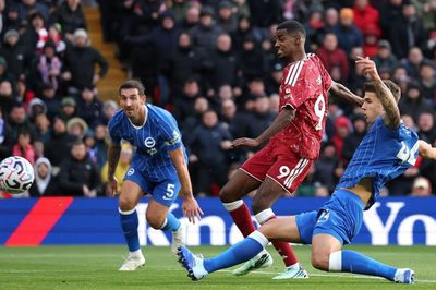 Ngoại hạng Anh: MU thảm bại, Liverpool trở lại Top 4