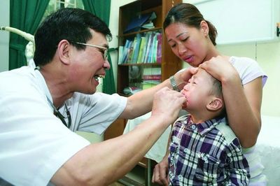 Chuyển ưu đãi thuế thành lợi ích thực chất cho học sinh, người bệnh