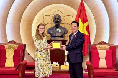 Đẩy mạnh hợp tác với Viện KAS trong công tác dân nguyện và giám sát