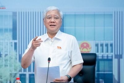 Phó Chủ tịch Thường trực Quốc hội Đỗ Văn Chiến: Khẩn trương hoàn thiện Khung Kiến trúc số của Quốc hội