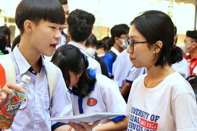 Đổi mới hợp tác giữa Trường phổ thông với Trường Đại học