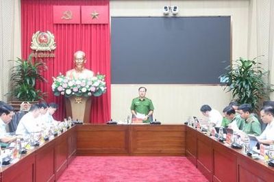 Rà soát tiến độ, tháo gỡ khó khăn trong thực hiện các nhiệm vụ trọng tâm của Đề án 06