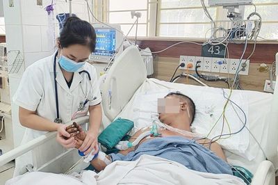 Cháy nhà ở Hải Phòng: Hai vợ chồng ngộ độc nặng, tổn thương não