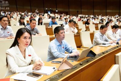 Hôm nay, Quốc hội thảo luận 5 dự án luật liên quan đến an ninh, trật tự