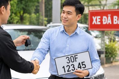 Bán xe vẫn giữ được biển số nhưng chủ xe cần nhớ mốc thời gian này