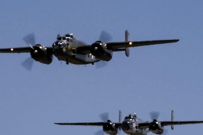 Cuộc tập kích Doolittle: 16 oanh tạc cơ B-25 bất ngờ xuất hiện trên bầu trời Nhật Bản