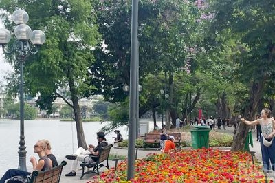 Thời tiết ngày 27/10: Hà Nội trời nắng, Hà Tĩnh đến Đà Nẵng có mưa vừa, mưa to và dông