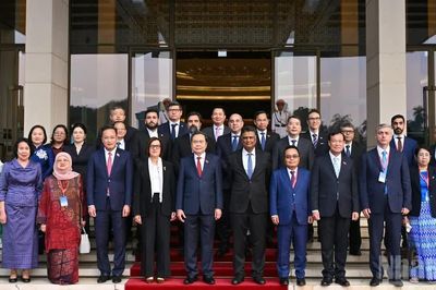 [Ảnh] Chủ tịch Quốc hội Trần Thanh Mẫn tiếp Đoàn lãnh đạo các tổ chức kiểm toán quốc tế