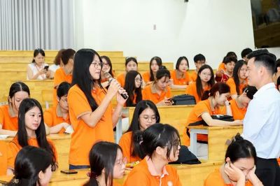 Tiêu chuẩn mới của Bộ GD&ĐT: Trợ giảng đại học bắt buộc phải có năng lực ứng dụng AI
