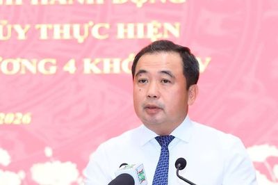 Bí thư Hà Nội: Kịp thời thay thế những cán bộ không đáp ứng yêu cầu