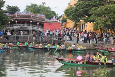 Phố cổ Hội An nhộn nhịp du khách giữa mùa thấp điểm