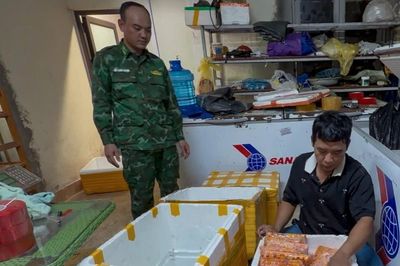 Đường dây buôn lậu lắp camera theo dõi ngược lực lượng chức năng