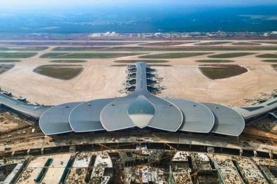 Chưa có đường sắt, khách TPHCM ra sân bay Long Thành di chuyển ra sao?